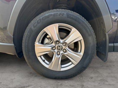 2022 Toyota RAV4 XLE AWD