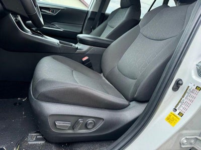 2023 Toyota RAV4 XLE AWD