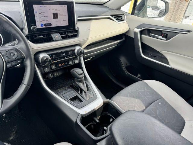 2023 Toyota RAV4 XLE AWD