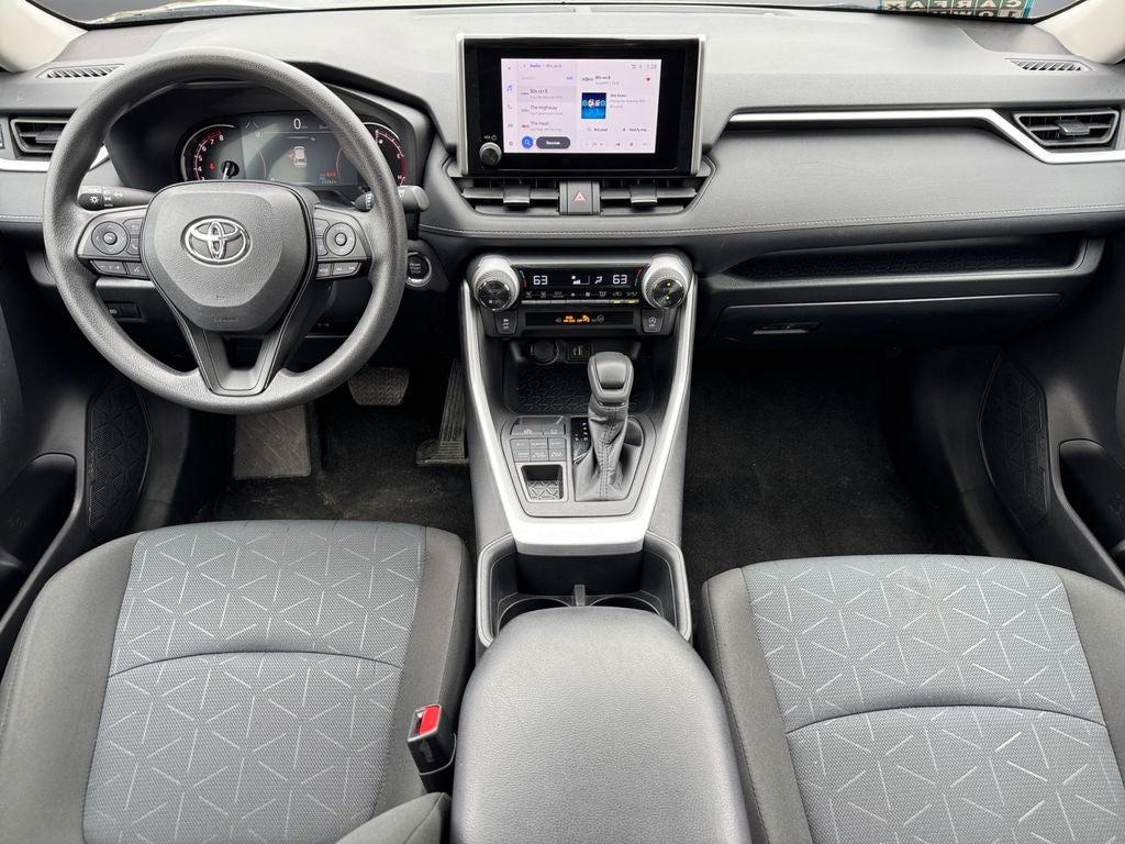 2025 Toyota RAV4 XLE AWD