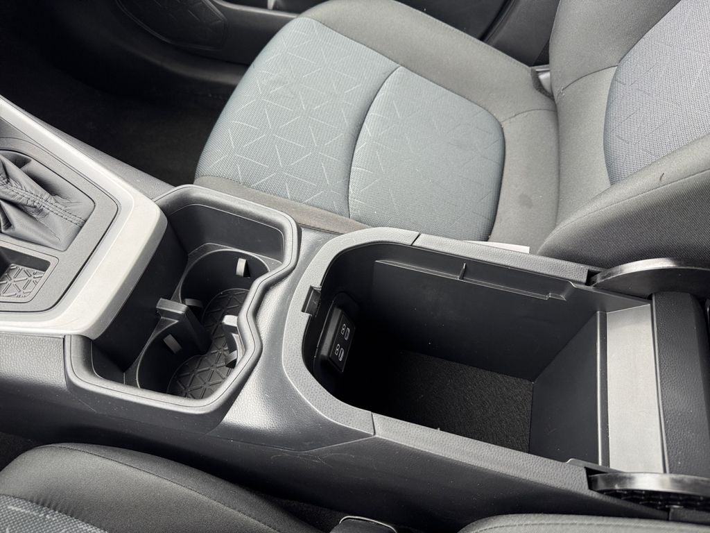 2025 Toyota RAV4 XLE AWD