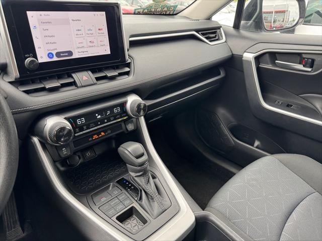 2025 Toyota RAV4 XLE AWD