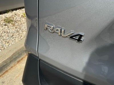 2025 Toyota RAV4 XLE AWD