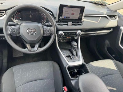 2025 Toyota RAV4 XLE AWD