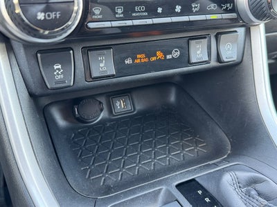 2023 Toyota RAV4 XLE AWD