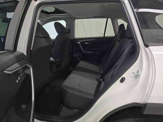 2024 Toyota RAV4 XLE AWD