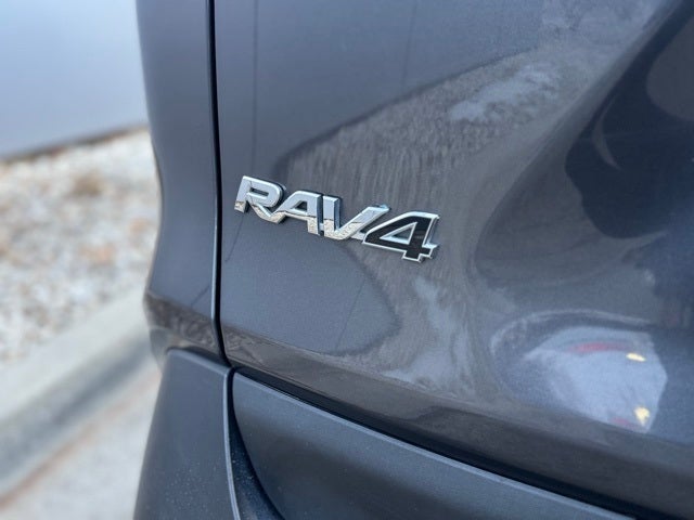 2024 Toyota RAV4 XLE AWD