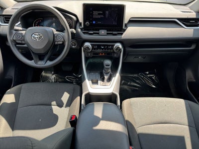 2025 Toyota RAV4 XLE AWD