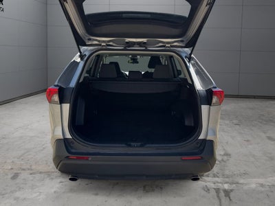 2025 Toyota RAV4 XLE AWD