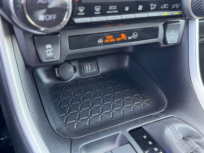 2025 Toyota RAV4 XLE AWD