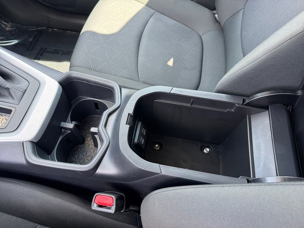 2025 Toyota RAV4 XLE AWD