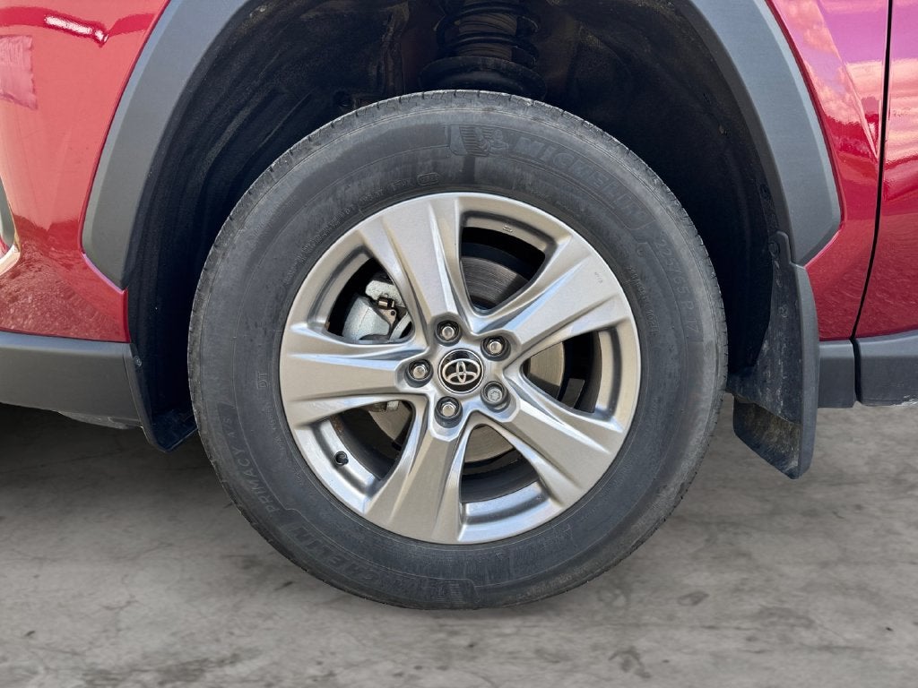 2023 Toyota RAV4 XLE AWD