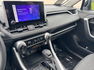 2024 Toyota RAV4 XLE AWD