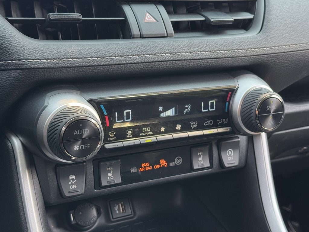 2024 Toyota RAV4 XLE AWD
