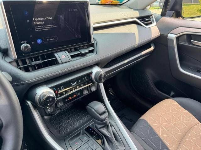 2024 Toyota RAV4 XLE AWD