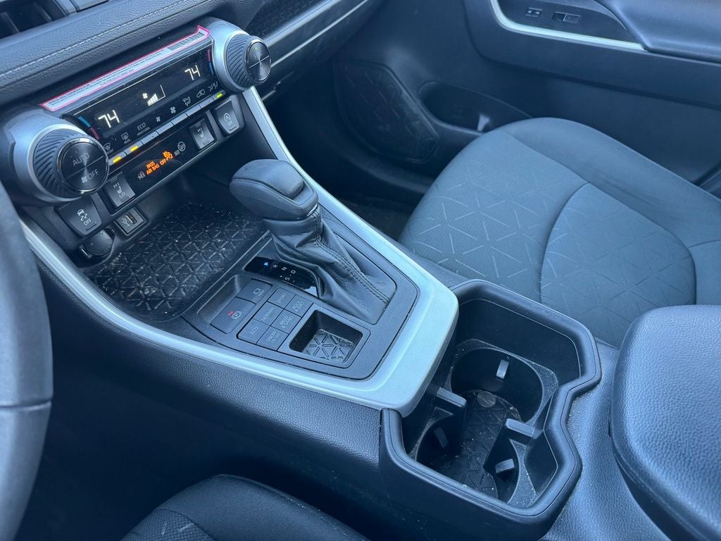 2024 Toyota RAV4 XLE AWD