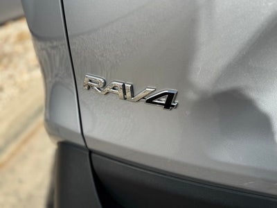2024 Toyota RAV4 XLE AWD