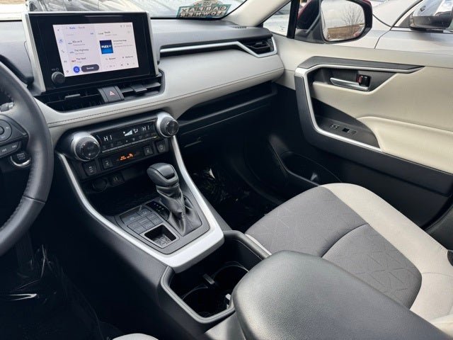 2025 Toyota RAV4 XLE AWD