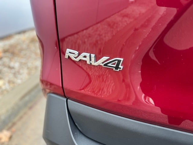 2025 Toyota RAV4 XLE AWD