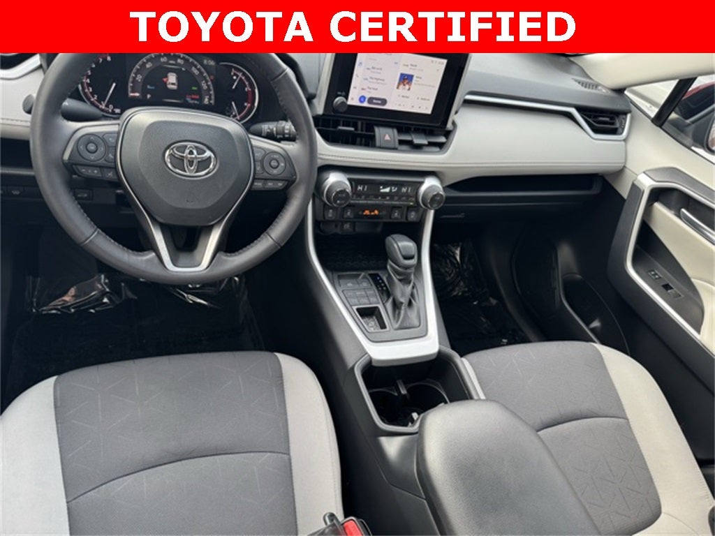 2025 Toyota RAV4 XLE AWD