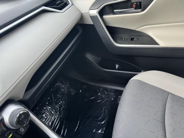 2025 Toyota RAV4 XLE AWD