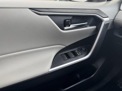 2025 Toyota RAV4 XLE AWD