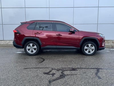 2025 Toyota RAV4 XLE AWD