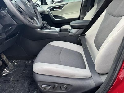 2025 Toyota RAV4 XLE AWD