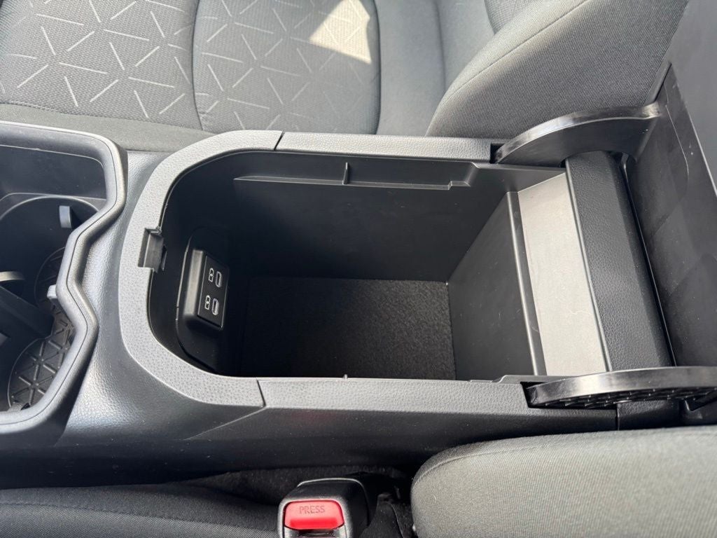 2024 Toyota RAV4 XLE AWD