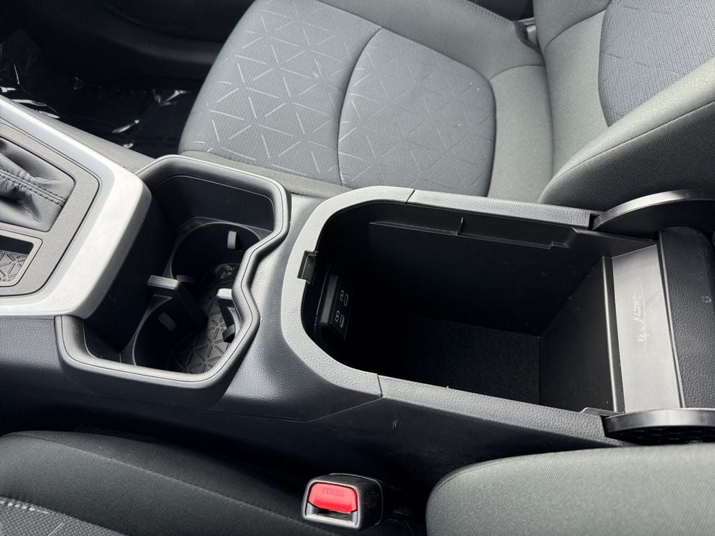 2025 Toyota RAV4 XLE AWD