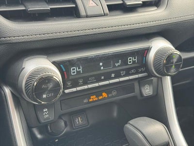 2025 Toyota RAV4 XLE AWD