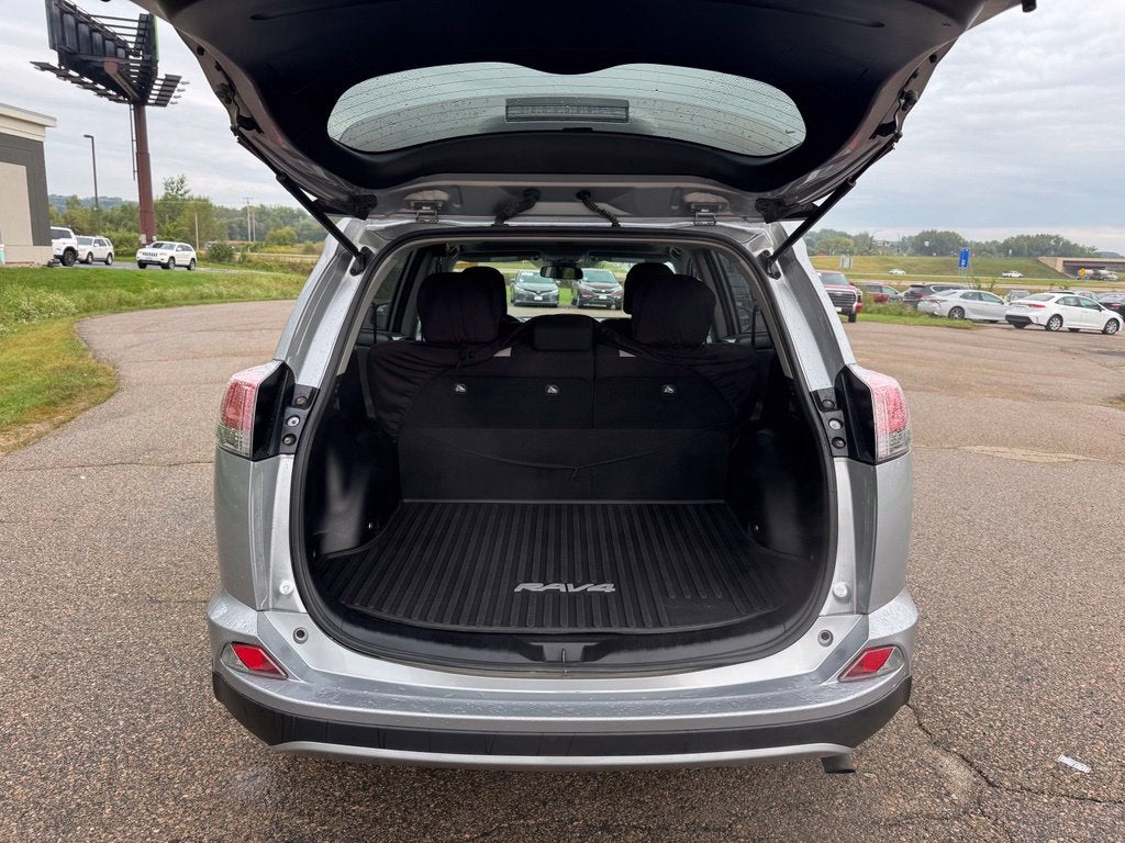 2017 Toyota RAV4 XLE AWD