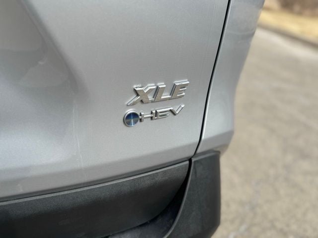 2025 Toyota RAV4 Hybrid XLE AWD