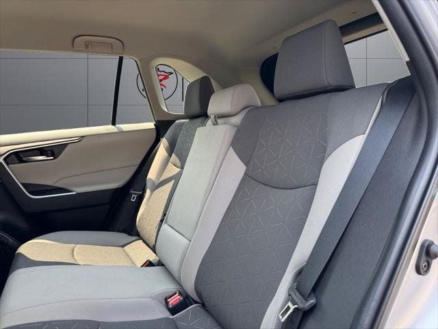 2022 Toyota RAV4 Hybrid XLE AWD