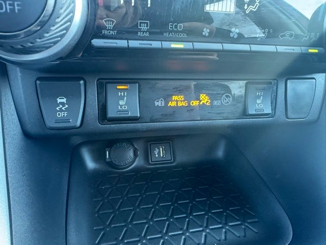 2024 Toyota RAV4 Hybrid XLE AWD