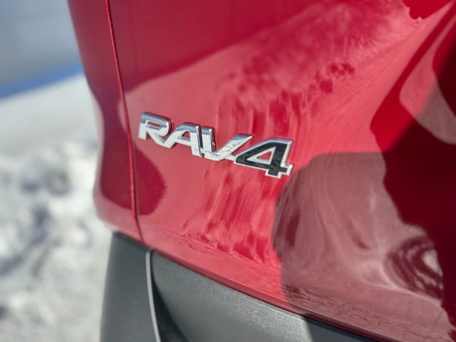 2024 Toyota RAV4 Hybrid XLE AWD