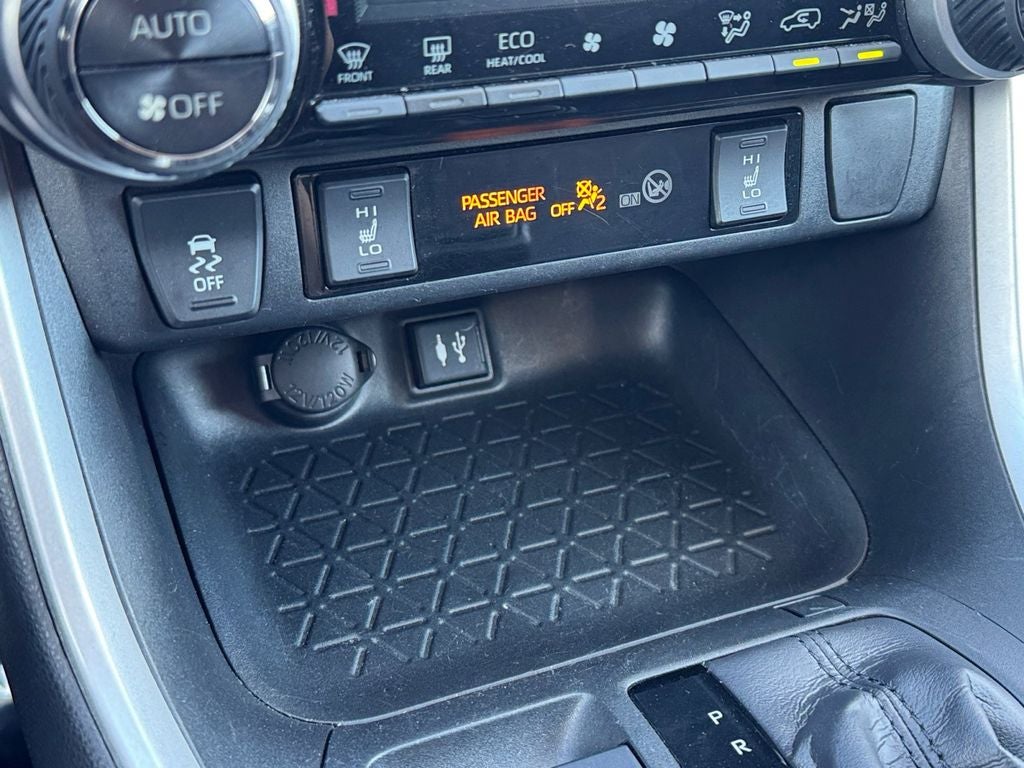 2019 Toyota RAV4 Hybrid XLE AWD