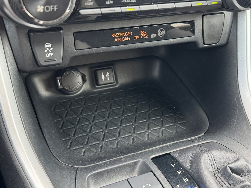 2019 Toyota RAV4 Hybrid XLE AWD
