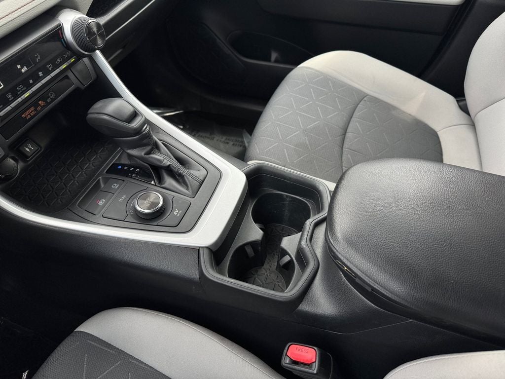 2019 Toyota RAV4 Hybrid XLE AWD