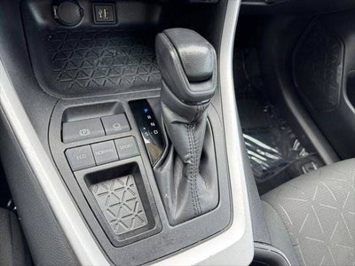2024 Toyota RAV4 XLE FWD