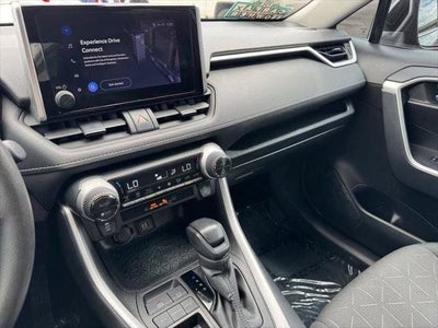 2024 Toyota RAV4 XLE FWD