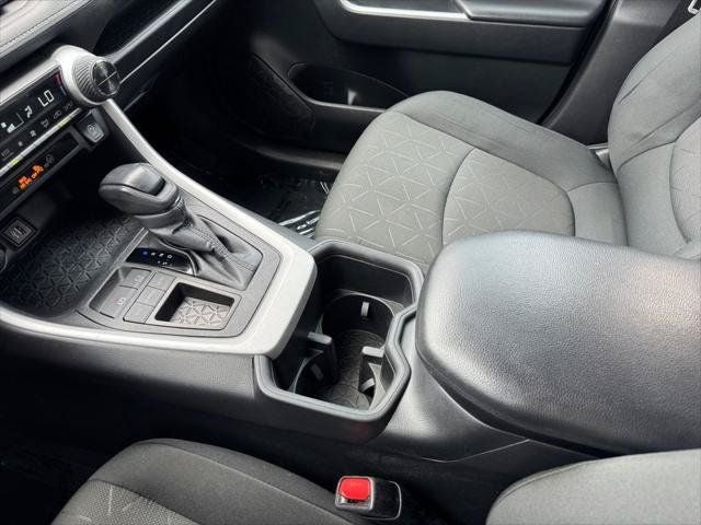 2024 Toyota RAV4 XLE FWD