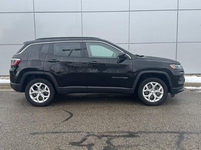 2024 Jeep Compass Latitude 4WD