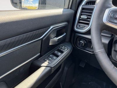 2025 RAM 2500 Big Horn 4WD