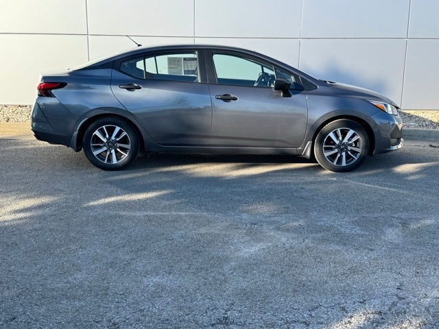2024 Nissan Versa 1.6 S FWD