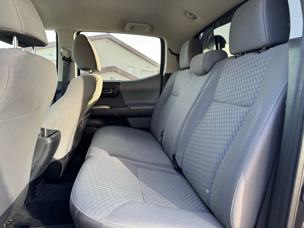 2020 Toyota Tacoma SR5 V6