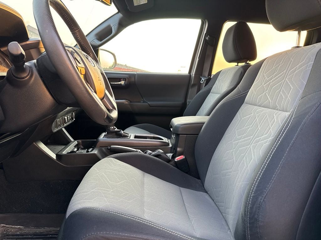 2021 Toyota Tacoma SR V6