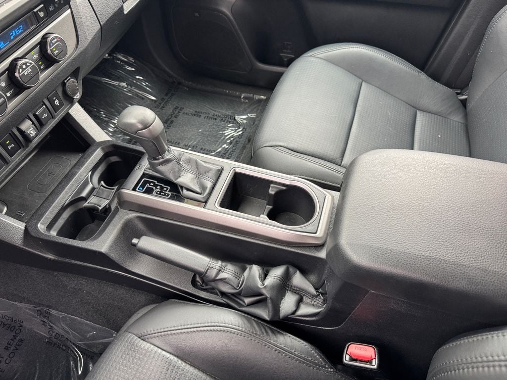 2022 Toyota Tacoma Limited V6