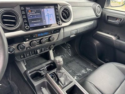 2022 Toyota Tacoma Limited V6