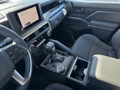 2025 Toyota Tacoma SR5 4WD